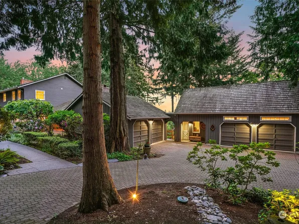 12832 71st Avenue NE, Kirkland, WA 98034