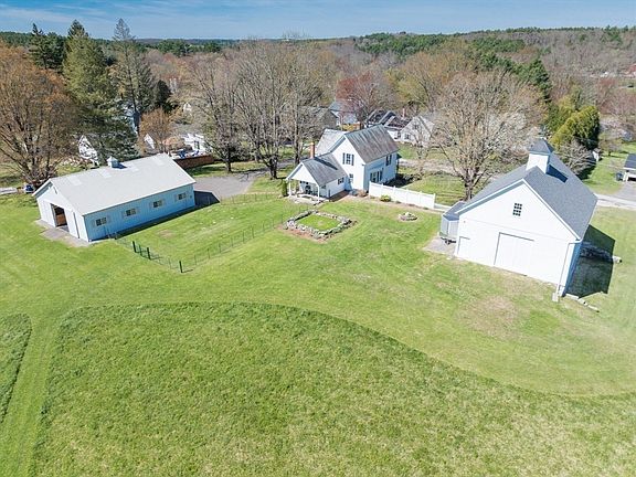 3rd image of 119 Hydeville Rd