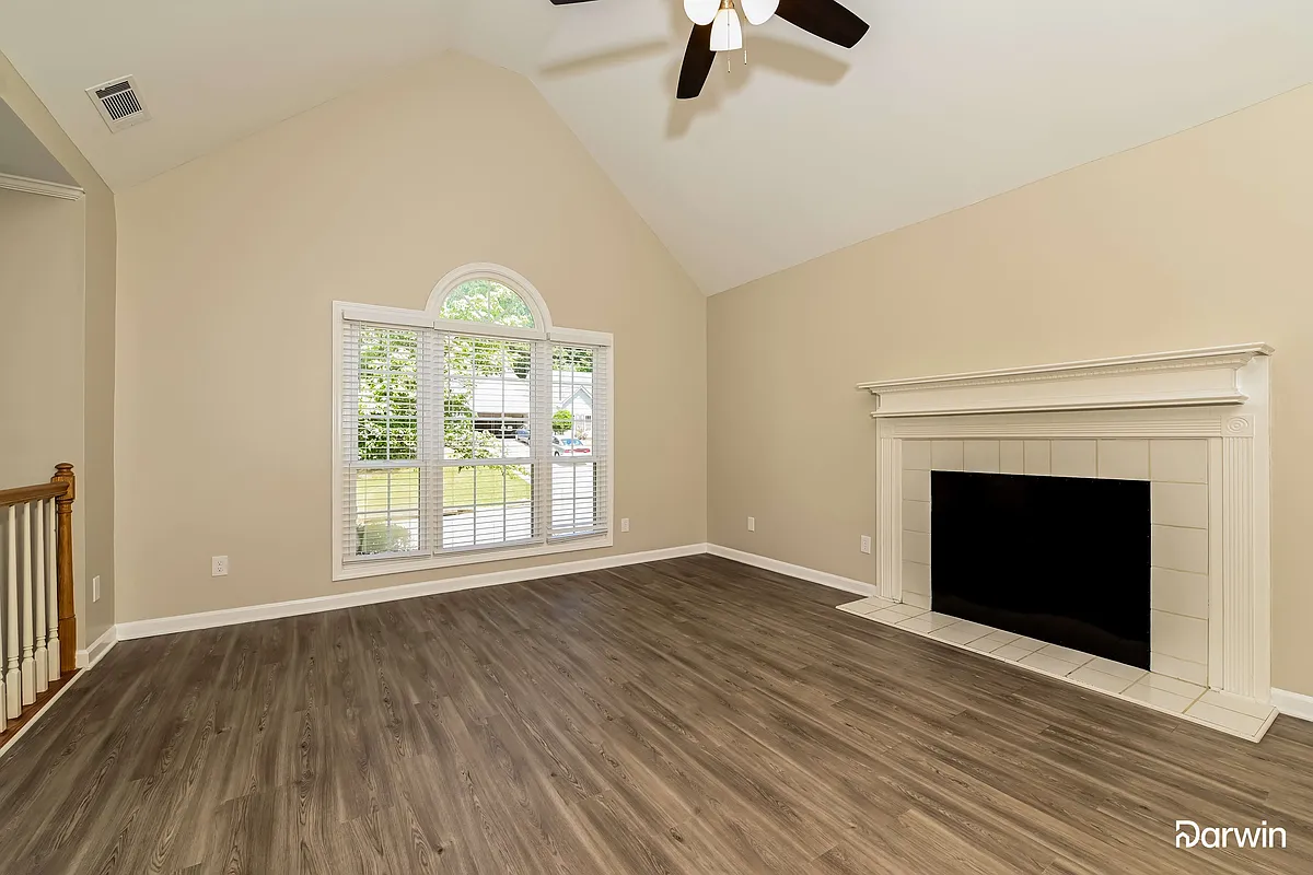 Building Photo - 118 Clarin Way