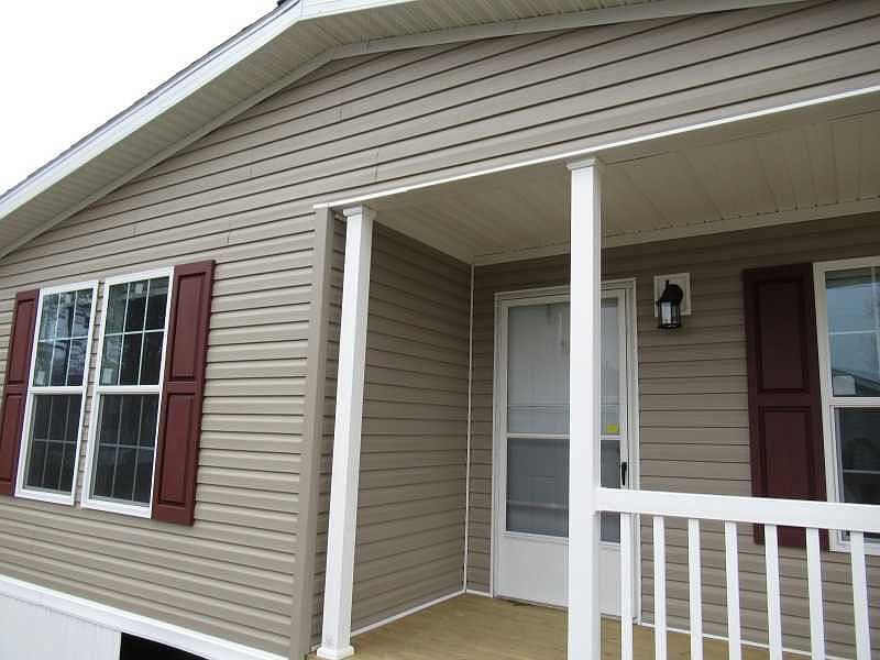 1st image of 9080 Pine Lake Pl