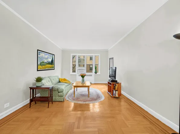120 Bennett Avenue 3L image 1 of 14