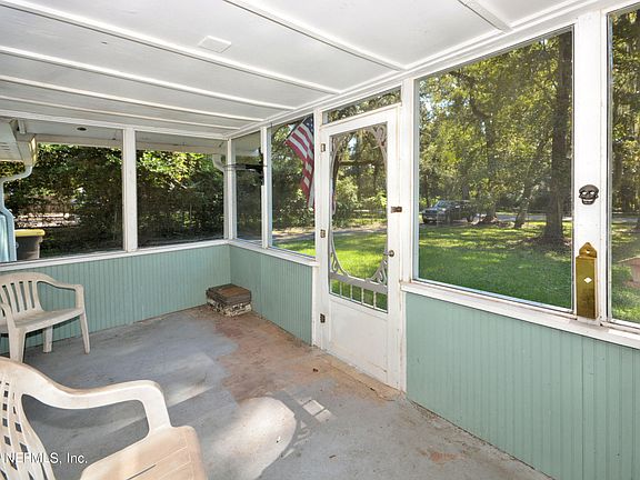 3rd image of 7843 Lenox Ave