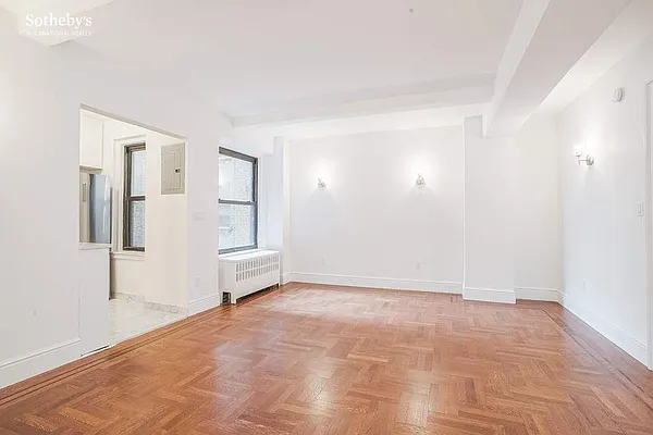 Sold by Sotheby's International Realty | media 1