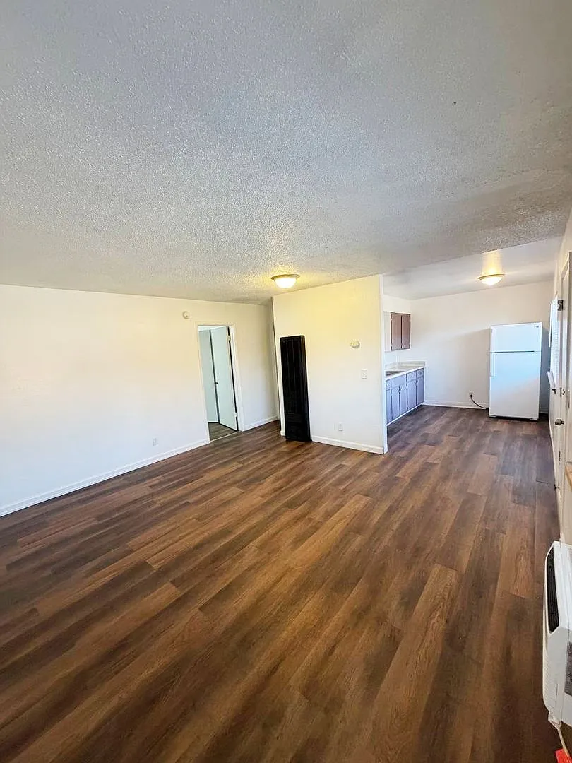 2452 S. 9th Street — Photo 3