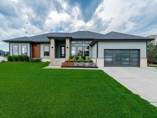 2913 N Curtis St, Wichita, KS 67205