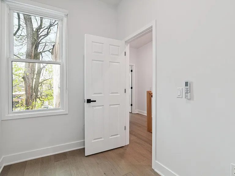 36 Park St #2 — Photo 9