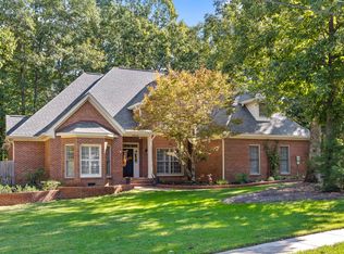 3804 Windtree Dr, Signal Mountain, TN 37377