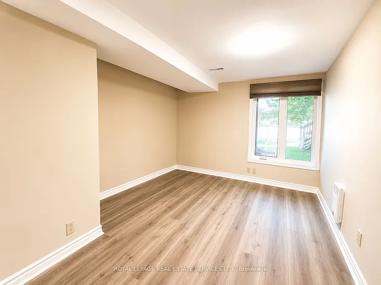 5029 Mississauga Rd #LOWER L — Photo 14