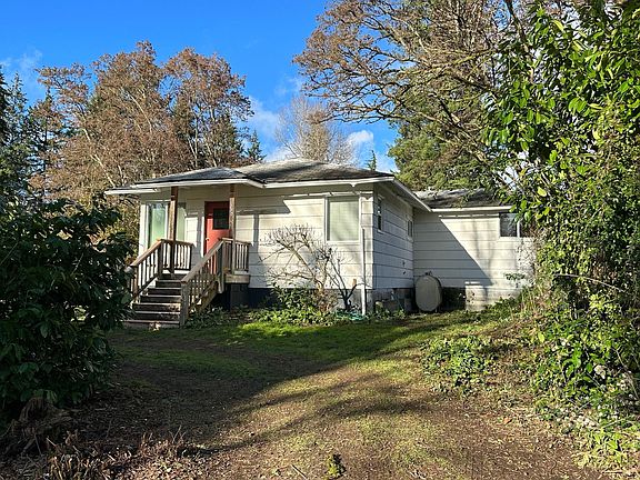 5th image of 390 Grow Ave NW