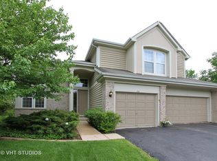 701 Bay Hill Ct, Riverwoods, IL 60015