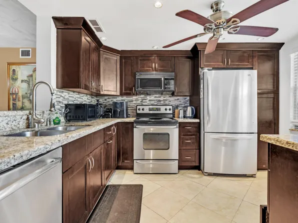 3002 Portofino Isle #L3, Coconut Creek, FL 33066