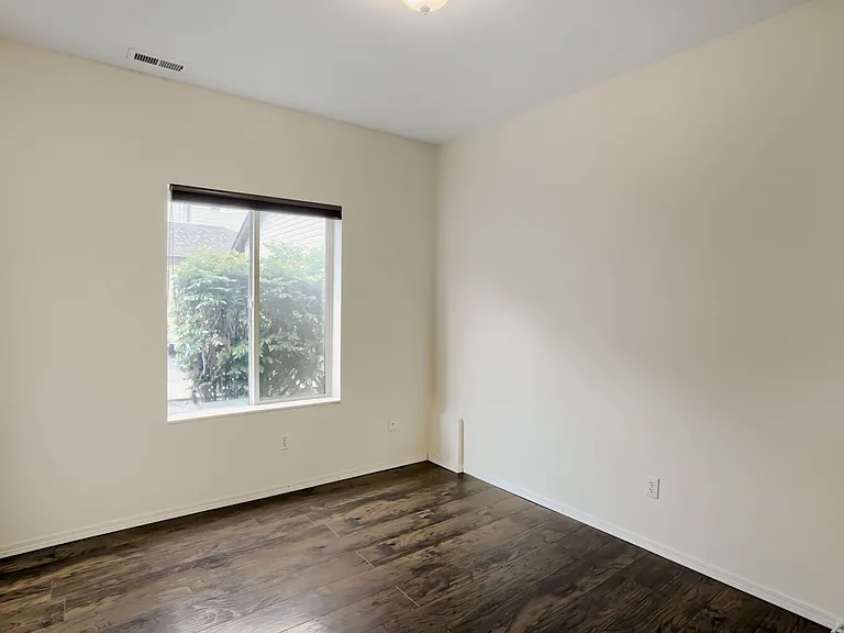 5264 NE 121st St #301 — Photo 19