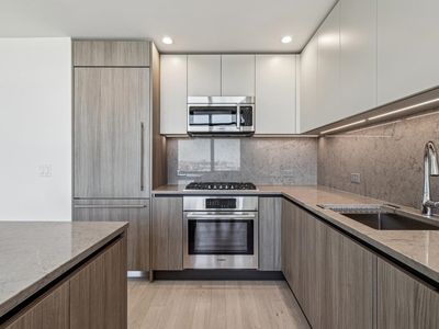 155 Bay St #1402, Jersey City, NJ, 07302