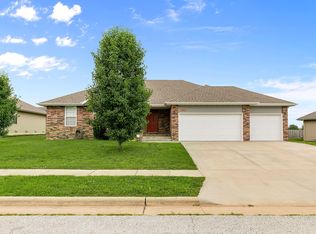 5509 W Yew St, Springfield, MO 65802