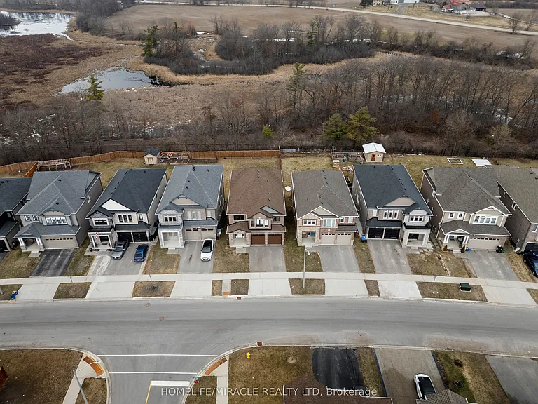 196 Freure Dr — Photo 46