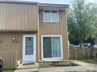 1991 South St, Elgin, IL 60123
