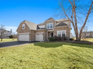 2518 Imgrund Rd, North Aurora, IL 60542