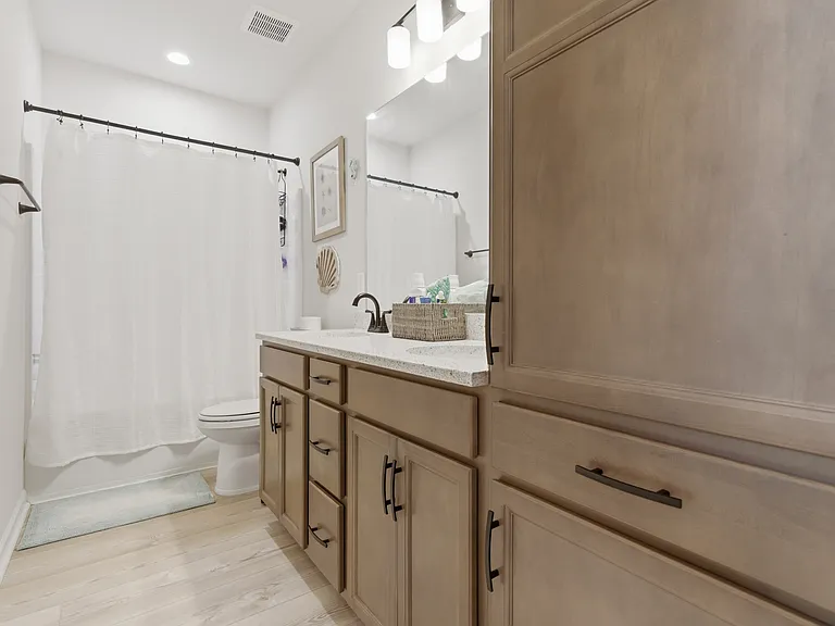 221 Willie Sanders Dr — Photo 17