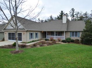 10 Castlebridge Ln, Fairfield Glade, TN 38558