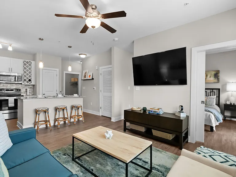 Addison Ridge Apartments — Photo 58