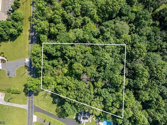 2nd image of 73 Weston Road