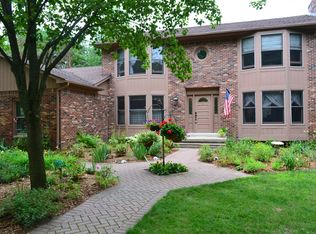 644 E Buell Rd, Rochester, MI 48306