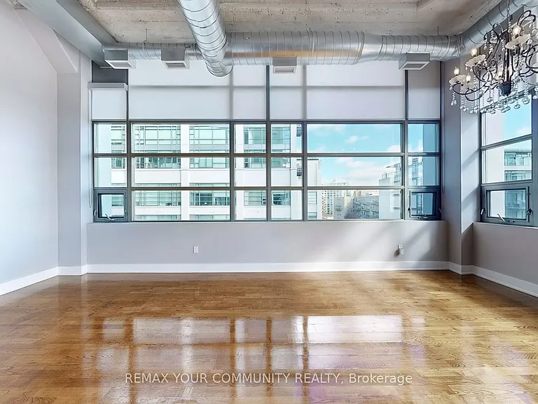 637 Lake Shore Blvd W #504 — Photo 7