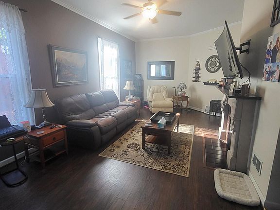 4th image of 529 Avenue E