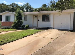 6328 Ava Court Dr, Fort Worth, TX 76112