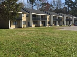 401 Golf Rd APT 300, Summerville, SC 29483