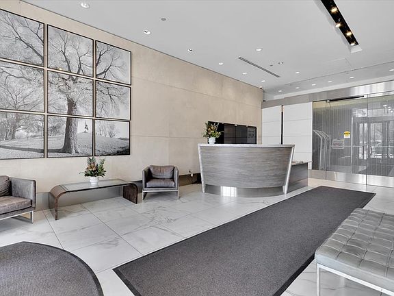 2nd image of 1160 S Michigan Ave APT 3107