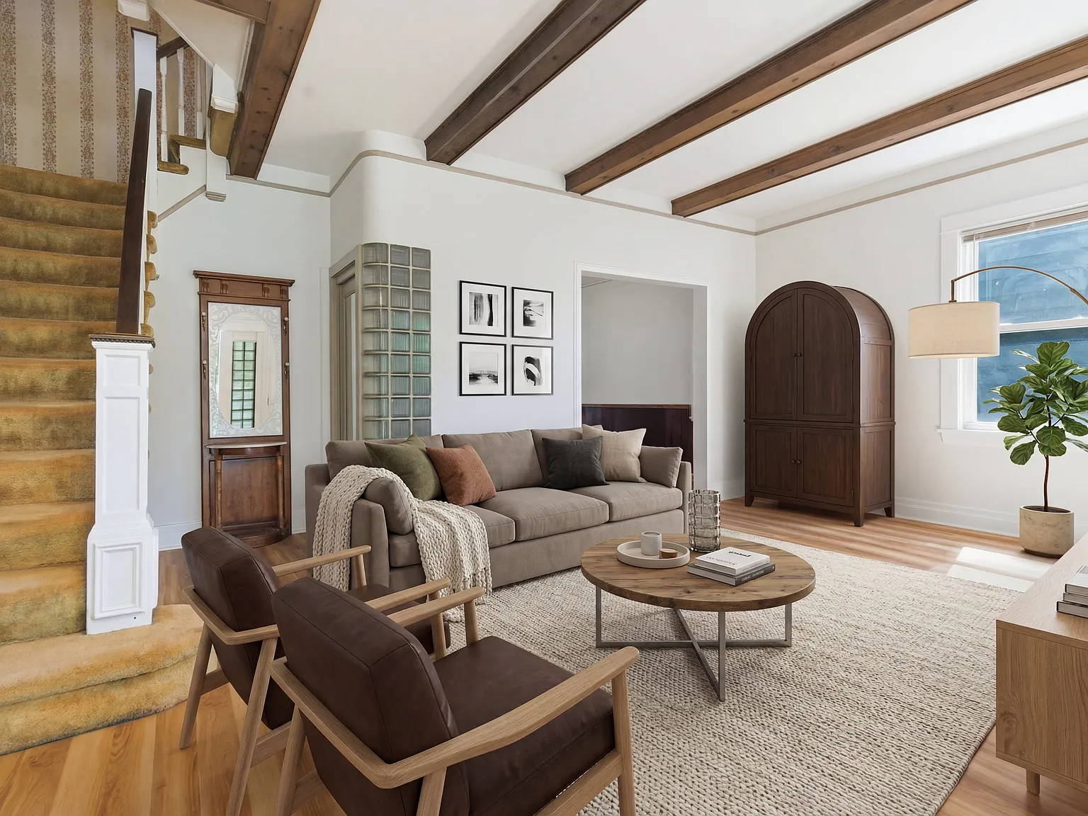 4 bed, 1.5 bath, 2350 sqft, $6,000 — Photo 4