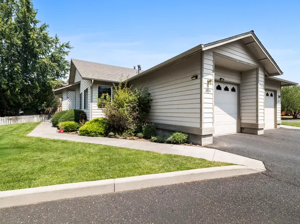 2074 NE Chanel Ct, Bend, OR 97701