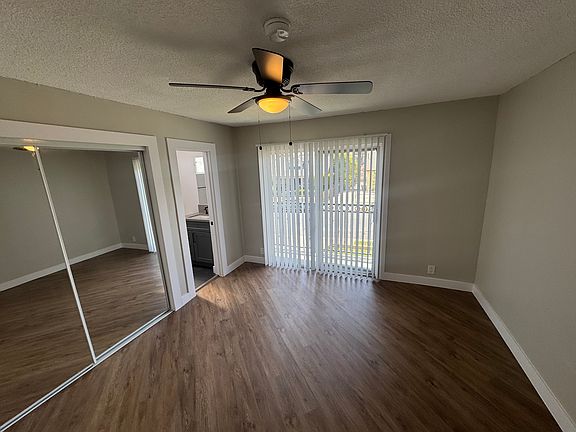5th image of 1550 N Harvard Blvd APT 1