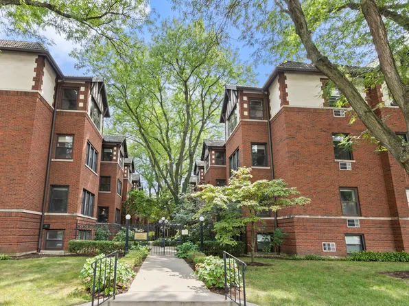 821 Lake St APT 2S, Oak Park, IL 60301