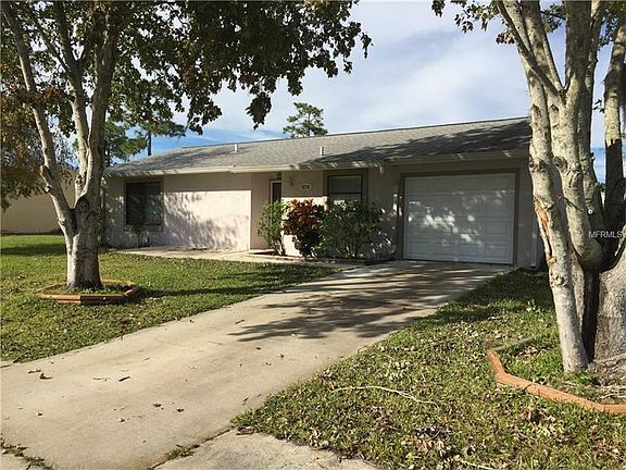 2nd image of 6774 Myrtlewood Rd