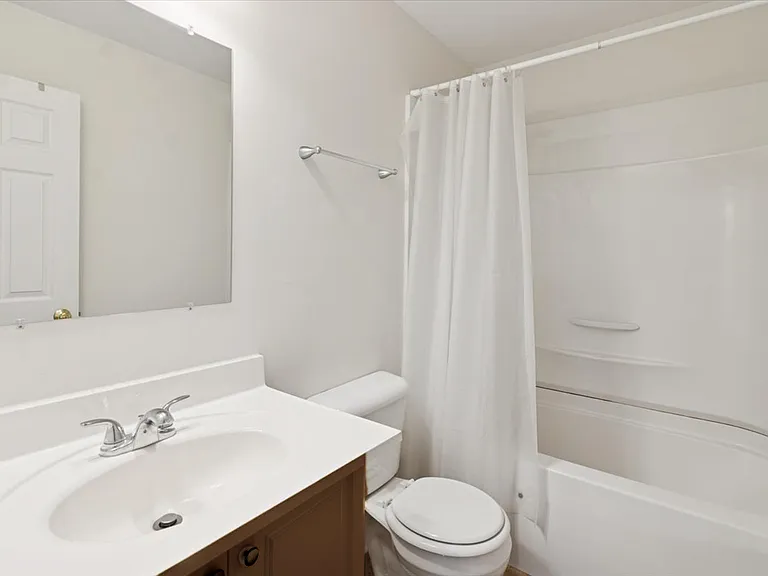 600 S East St #104 — Photo 8