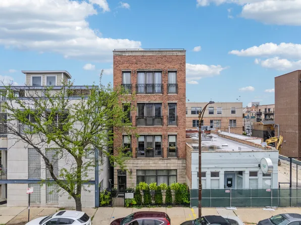 1336 W Grand Ave APT 4, Chicago, IL 60642