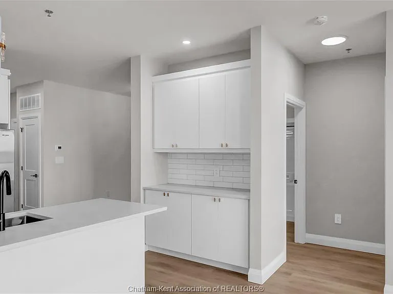 50 Nazarene Rd #522 — Photo 10