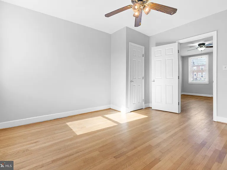 3572 Juneway #1 — Photo 5