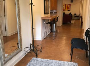 6510 Greentree Rd #2, Bethesda, MD 20817