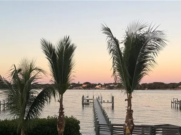 2085 SE Saint Lucie Blvd, Stuart, FL 34996