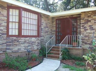 10116 Lakeview Rd W, Jacksonville, FL 32225