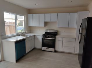 3458 Seabreeze Walk, Oceanside, CA 92056