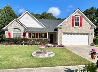 450 Ballyshannon Dr, Dacula, GA 30019