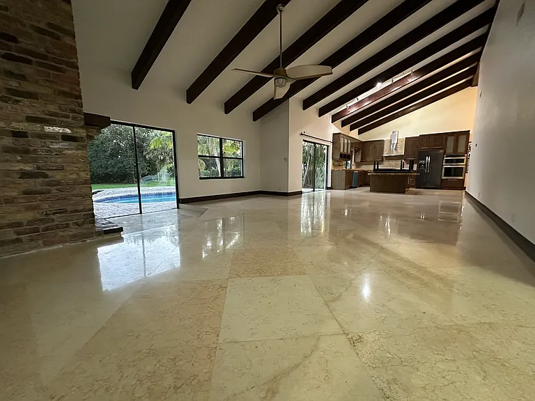 11460 SW 1st Ct — Photo 5