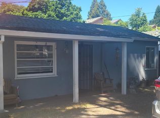 25 - 25 1/2 Betty Street, Ukiah, CA