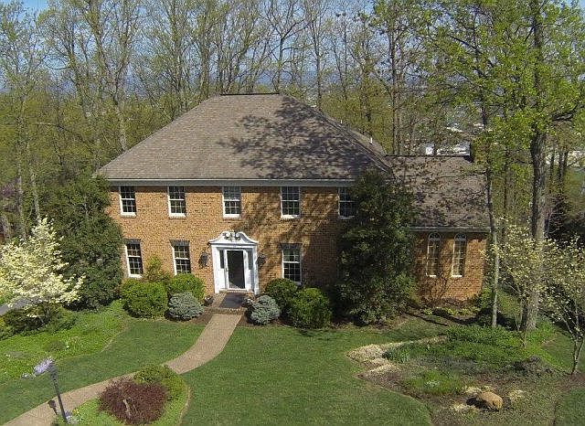 1st image of 183 Diamond Ct
