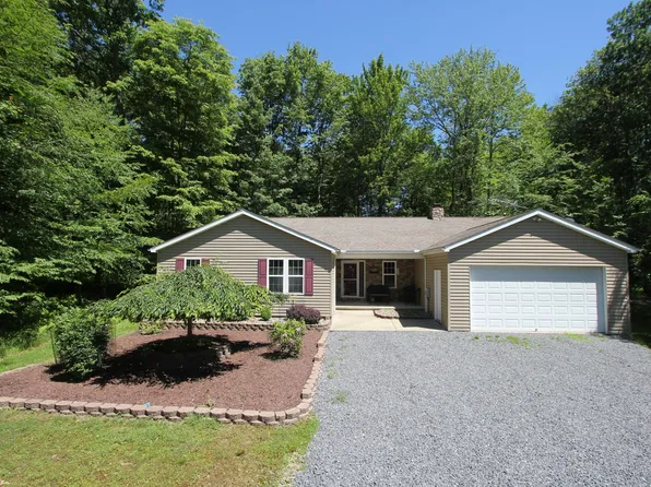 485 Six Shillings Rd, Du Bois, PA 15801