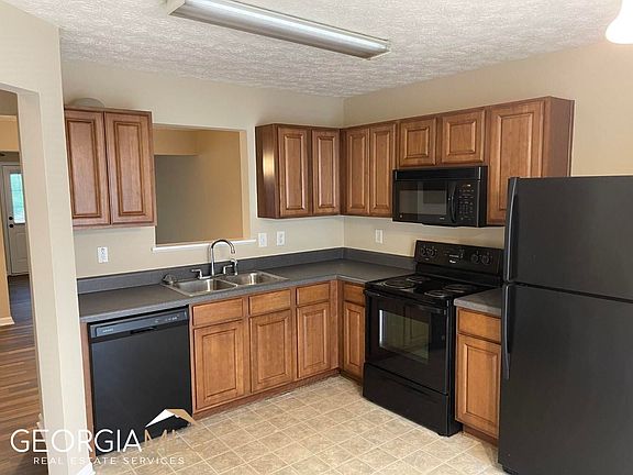 4th image of 8380 Carlington Ln
